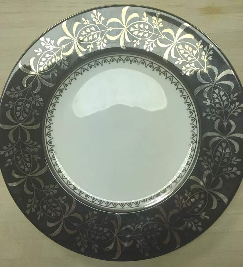WW676 Dinner Plate by Wedgwood-1