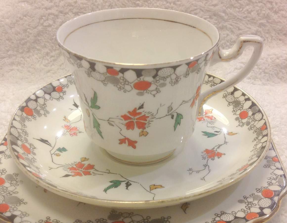 9889 Footed Cup & Saucer Set by Wetley-1