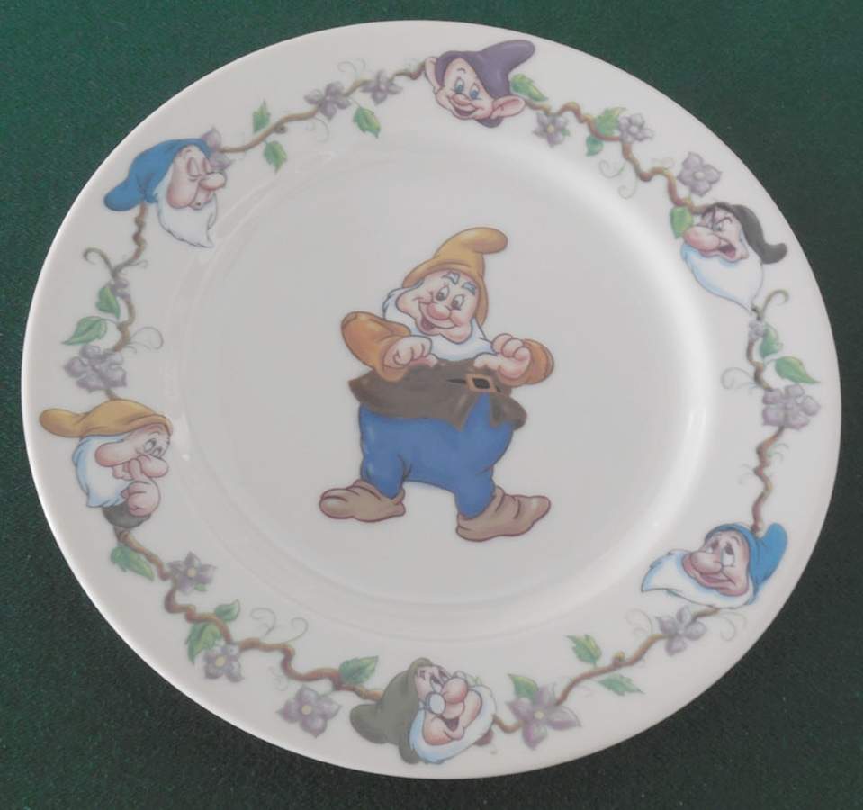 Snow White Salad Plate by Disney-1