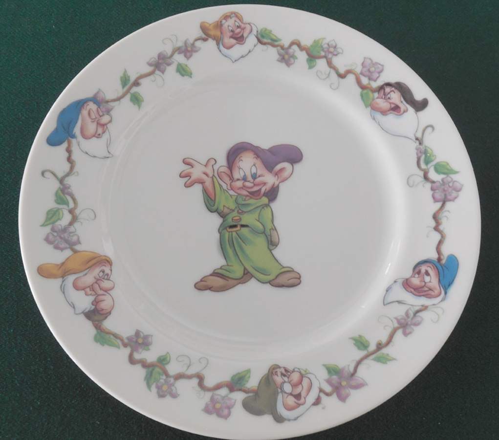Snow White Salad Plate by Disney-1