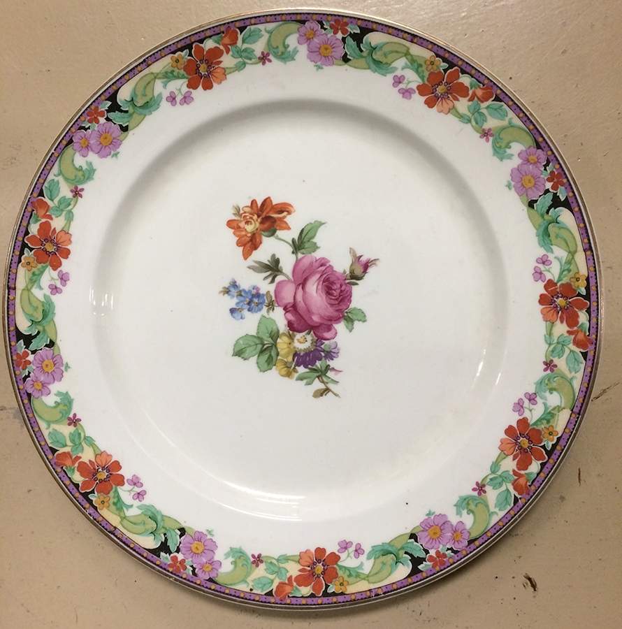 C9270 Dinner Plate by Warwick-1