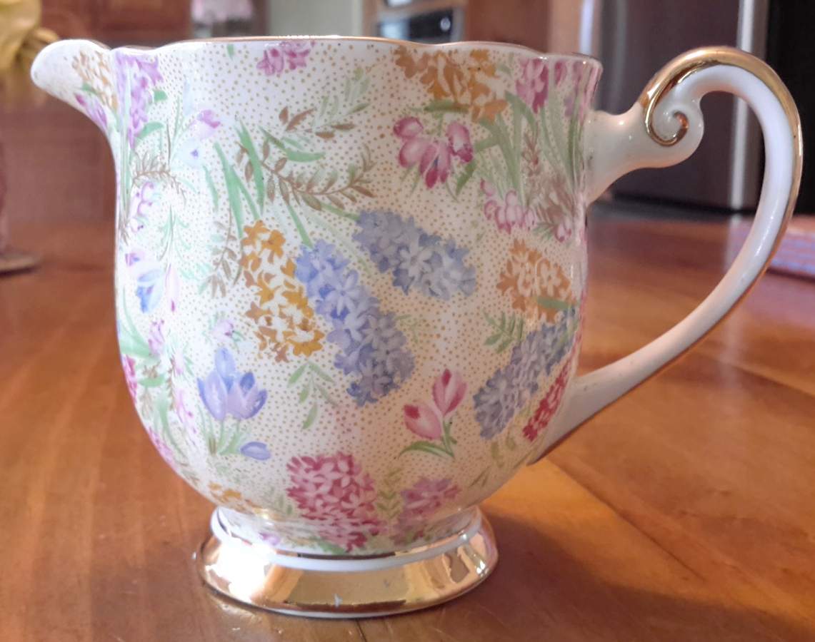175-62 Creamer by Windsor (England)-1