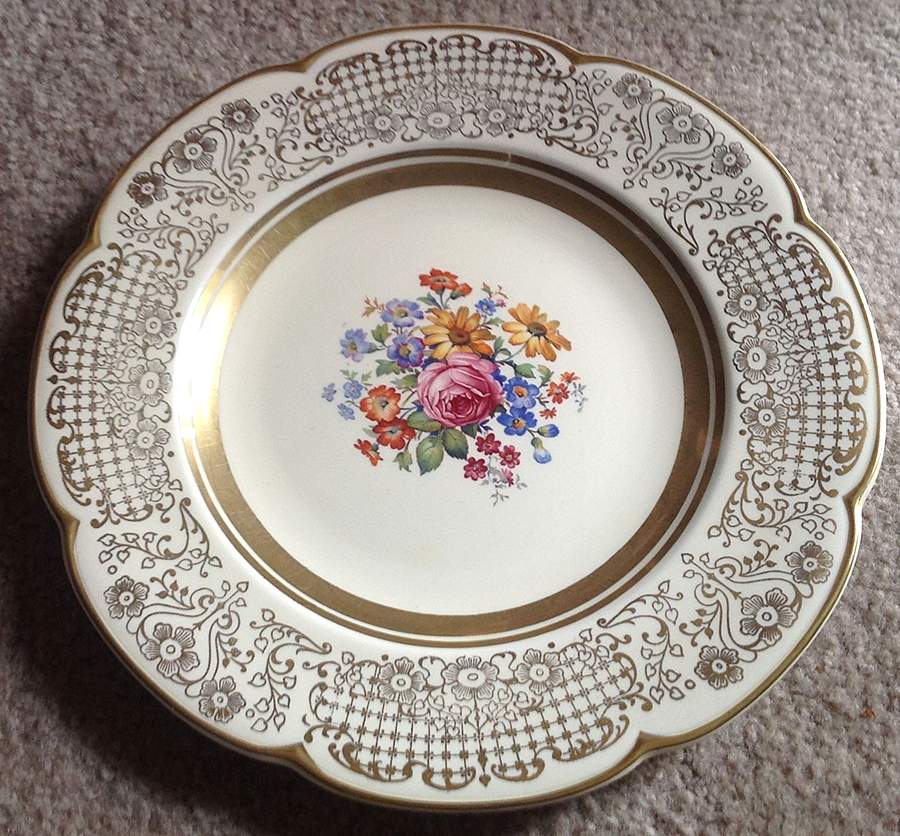 9212 Dinner Plate by Wood & Sons-1