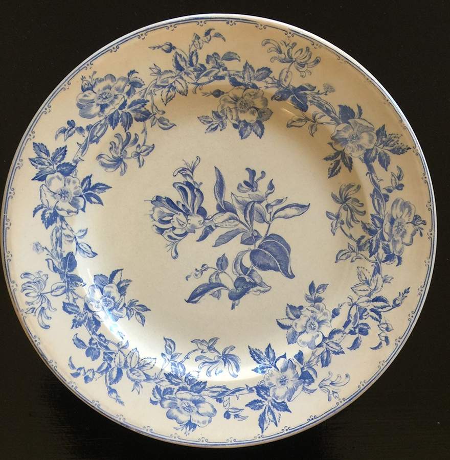 Woodbine Dinner Plate by Wedgwood-1