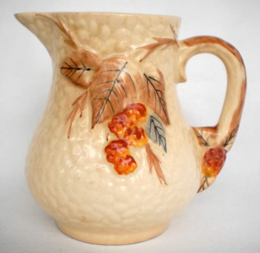 Bramble Variation 2 Autumn Tints Creamer by Wade (England)-1