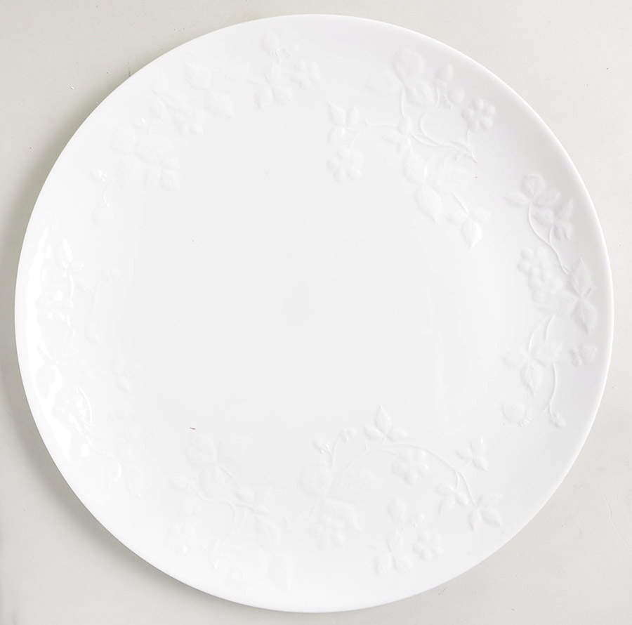 Wild Strawberry White Dinner Plate by Wedgwood-1