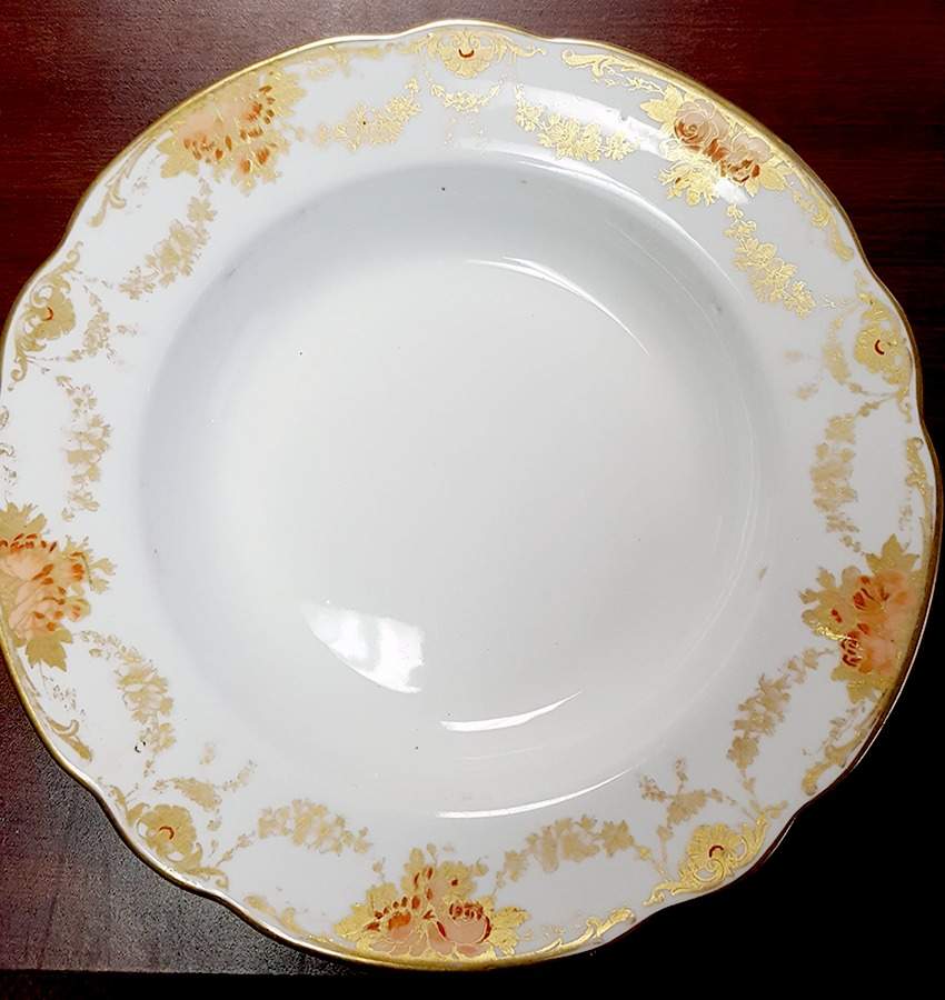 X3153 Dinner Plate by Wedgwood-1