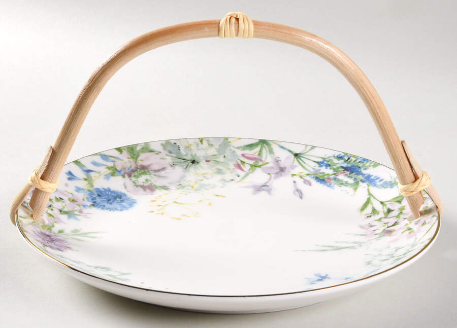 Floral Meadow 5 3/8"-5 5/8" Bamboo Handled Serving Plate  HC by Williams-Sonoma-1