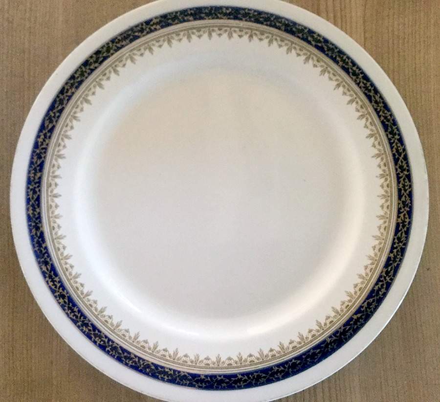 8820 Dinner Plate by Wedgwood-1