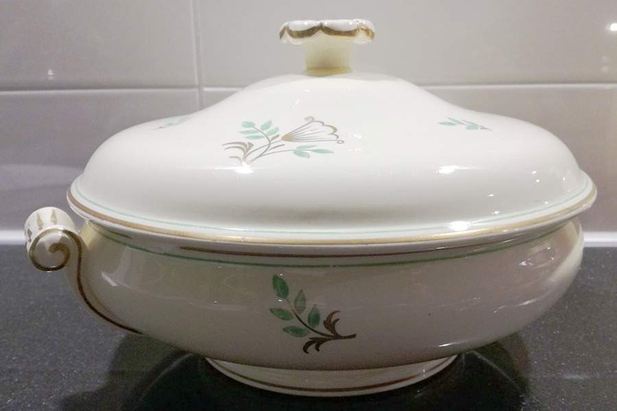 GM5448 Round Covered Vegetable by Wedgwood-1