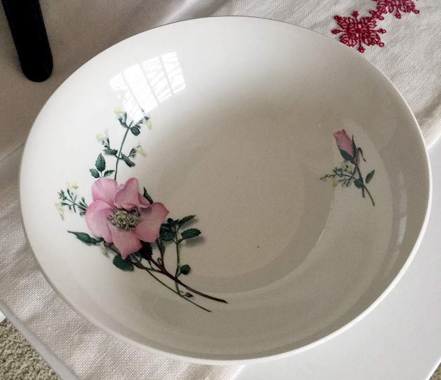 381 Coupe Cereal Bowl by Wood & Sons-1