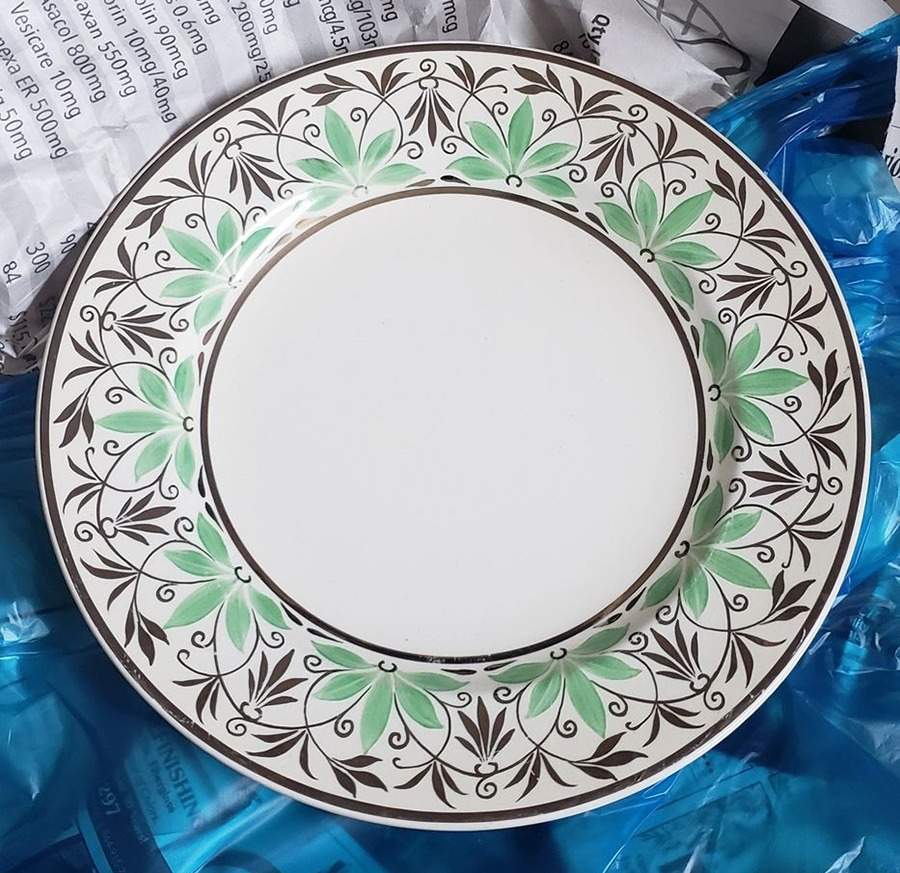 AMH9403 Luncheon Plate by Wedgwood-1