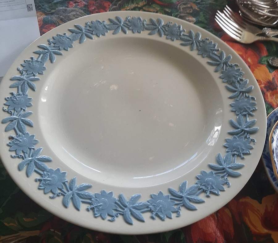 WW703 Dinner Plate by Wedgwood-1