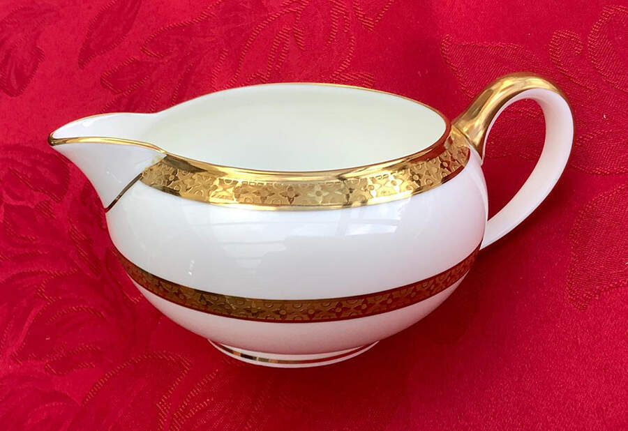 N4318 Creamer by Wedgwood-1