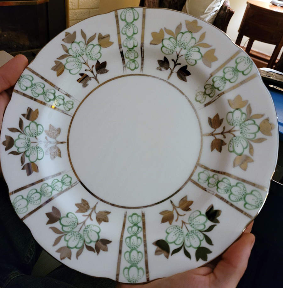 WN2995 Dinner Plate by Wedgwood-1