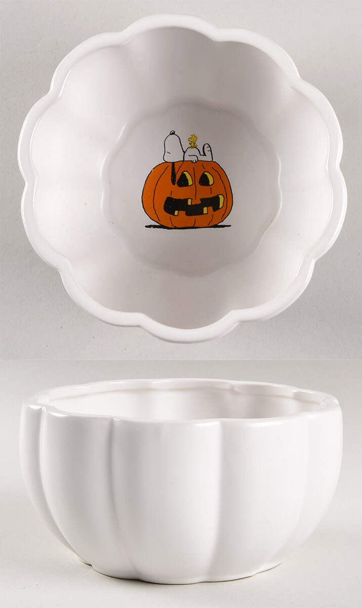 Peanuts Halloween Soup/Cereal Bowl by Williams-Sonoma-1