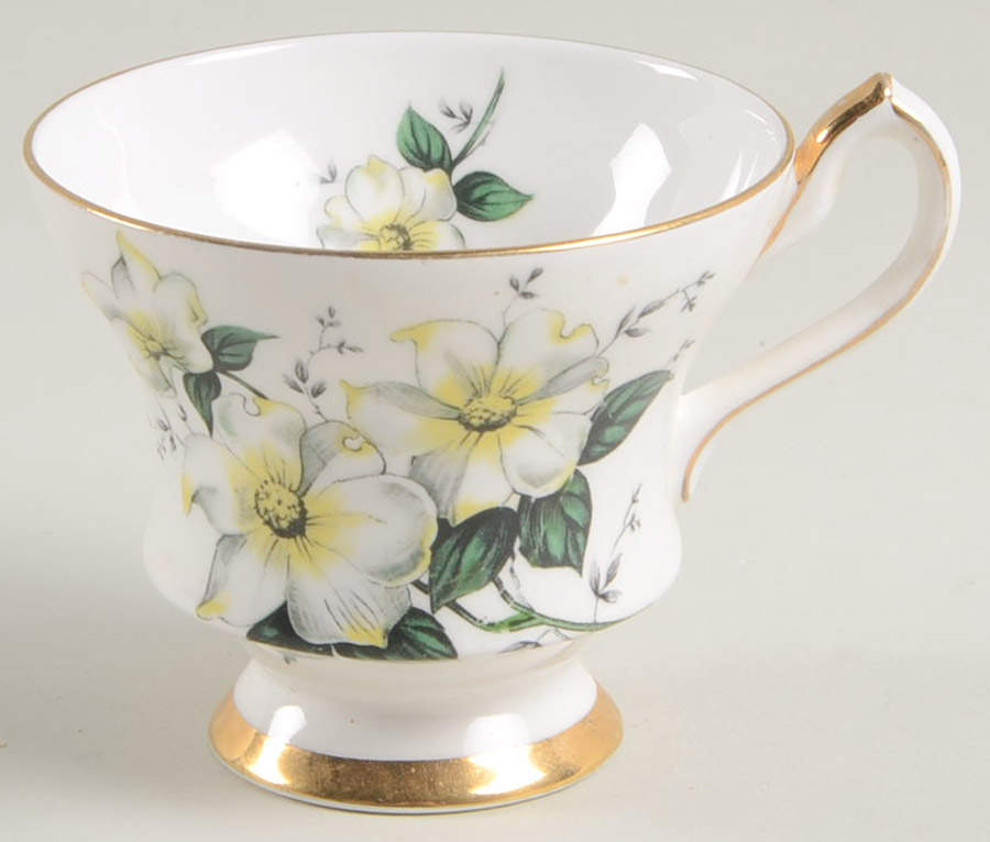 Dogwood Footed Cup by Windsor (England)-1