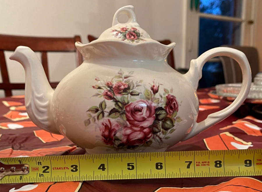 6249 Teapot & Lid by Arthur Wood-1