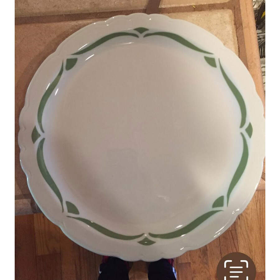 WAL39 Dinner Plate by Wallace (American)-1