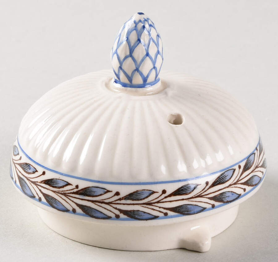 T2282 Lid for Small Coffee Pot by Wedgwood-1