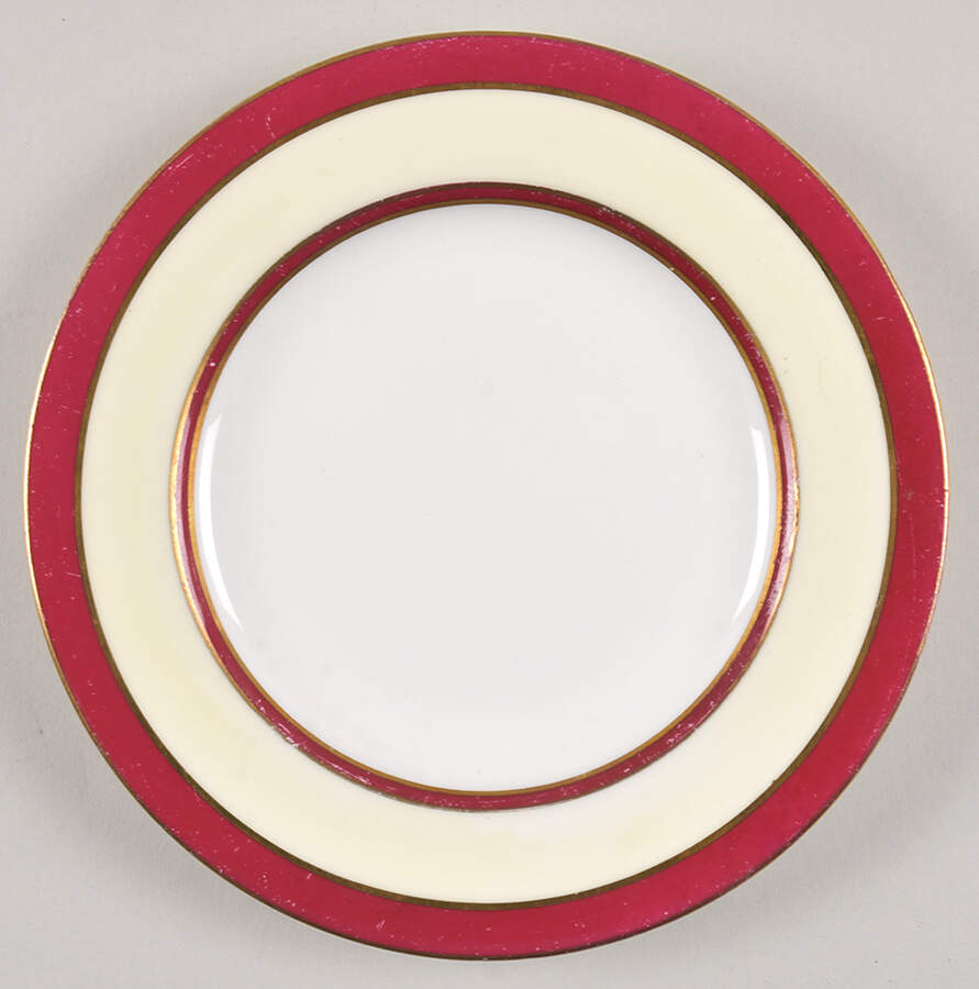 W2948 Dessert/Pie Plate by Wedgwood-1