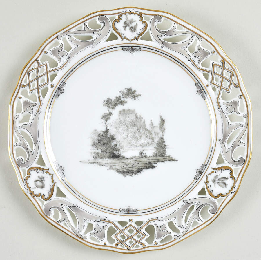 D5199 Salad Plate by Wiener Porzellan-1