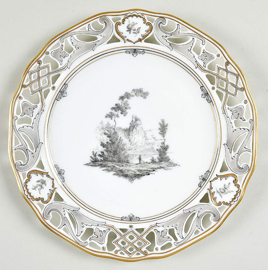 D5199 Salad Plate by Wiener Porzellan-1