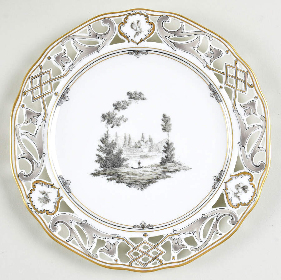 D5199 Salad Plate by Wiener Porzellan-1