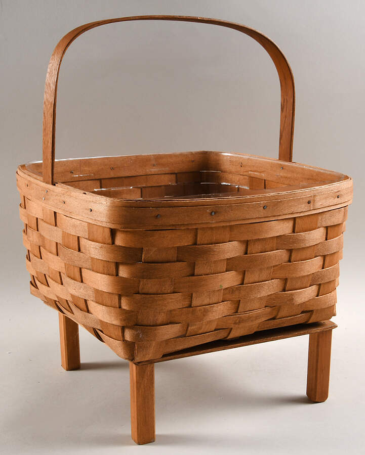 Baskets and Accessories Cake Basket & Riser with Protector by Workshop Gerald Henn-1