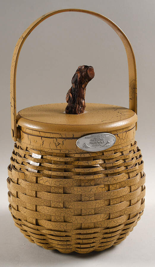 Baskets and Accessories 1998 Special Collector's Basket & Lid by Workshop Gerald Henn-1