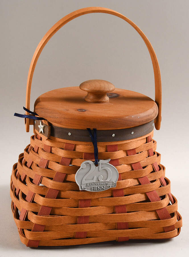 Baskets and Accessories 25th Anniversary Mini Amish Egg Gathering Basket w/ Lid & Tie-On Charm by Workshop Gerald Henn-1