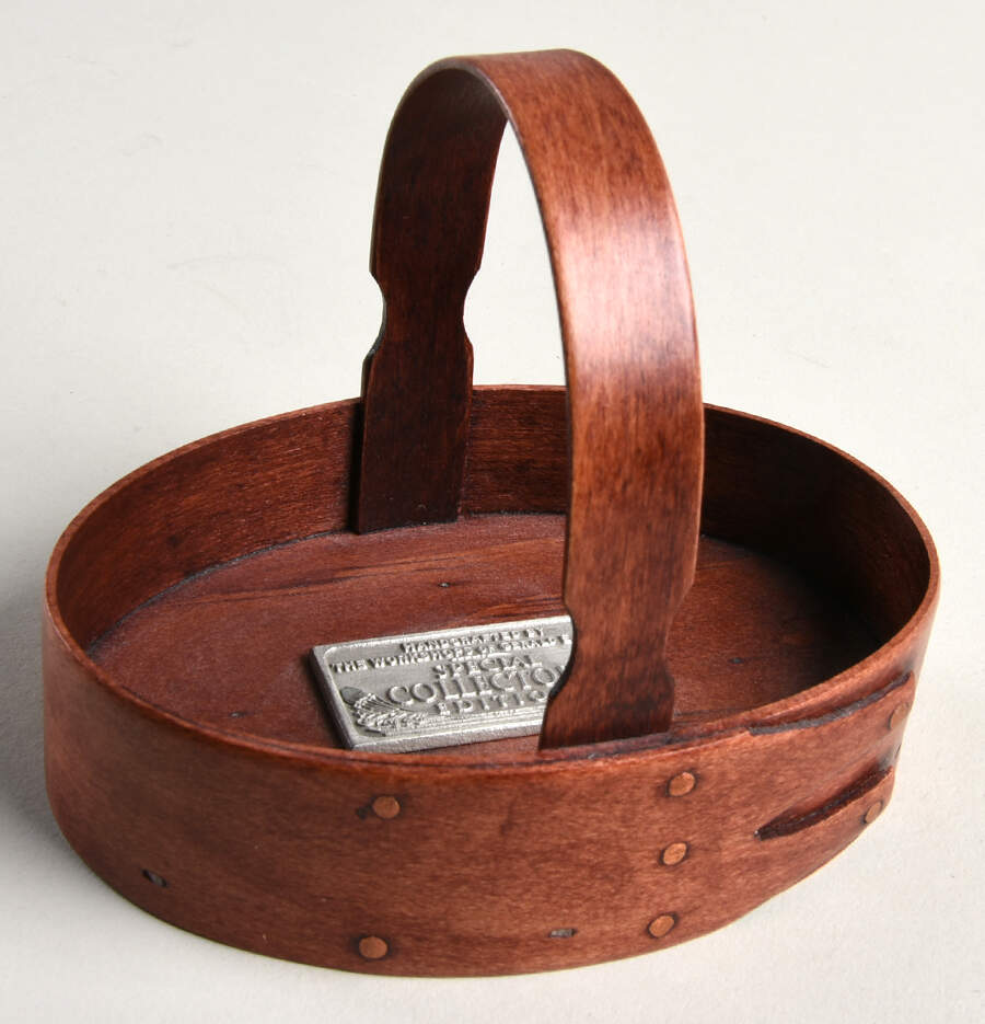 Shaker Boxes & Carriers Special Collector's Edition Mini Shaker Lap Carrier by Workshop Gerald Henn-1