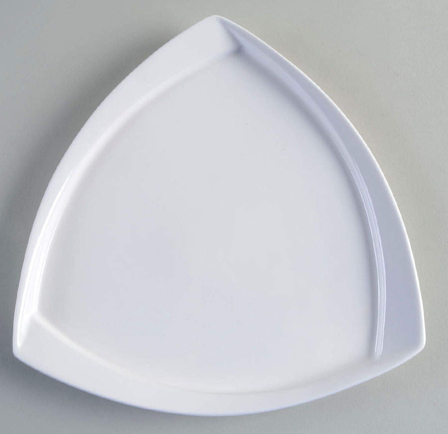 Sam & Squito Triangular Dinner Plate by Xiahe Co-1