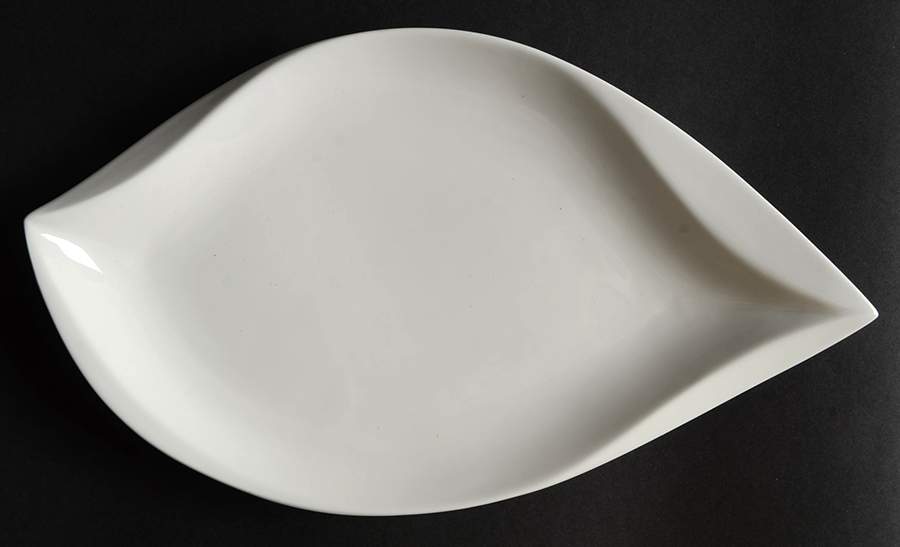 Sam & Squito Service Plate (Charger) by Xiahe Co-1