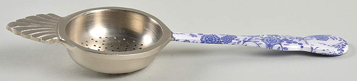 Giftware Blue & White Tea Strainer by One Hundred 80 Degrees-1