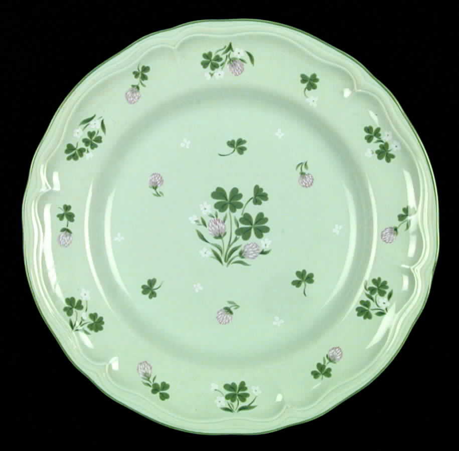 Auberge Green Dinner Plate by Yamaka-1