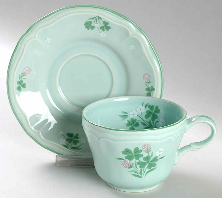 Auberge Green Flat Cup & Saucer Set by Yamaka-1