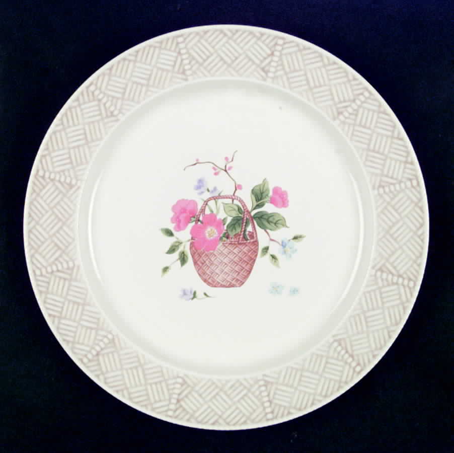 Bouquet Basket Beige Dinner Plate by Yamaka-1