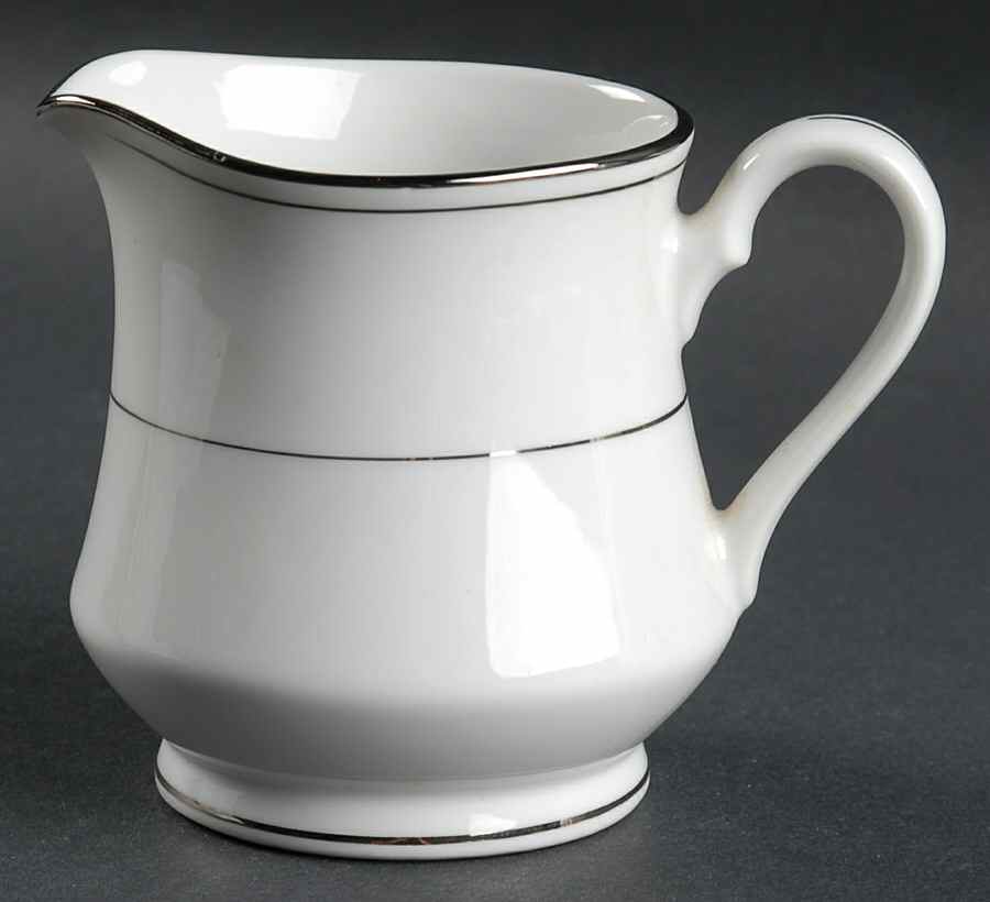 Crown Platino Creamer by Yamaka-1