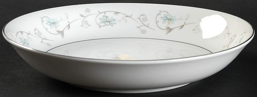 Delicate Coupe Soup Bowl by Yamaka-1