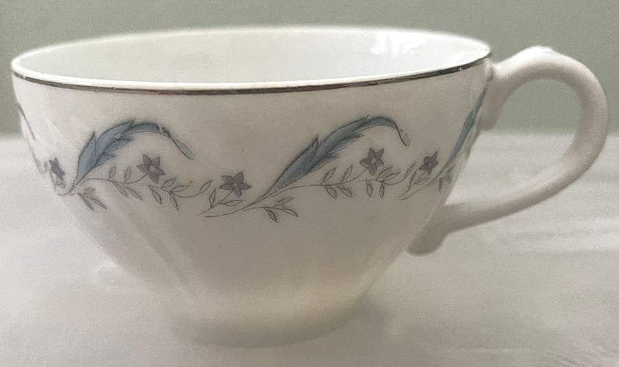 Elegance Flat Cup by Yamaka-1