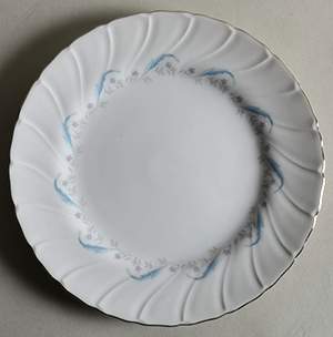 Elegance Salad Plate by Yamaka-1