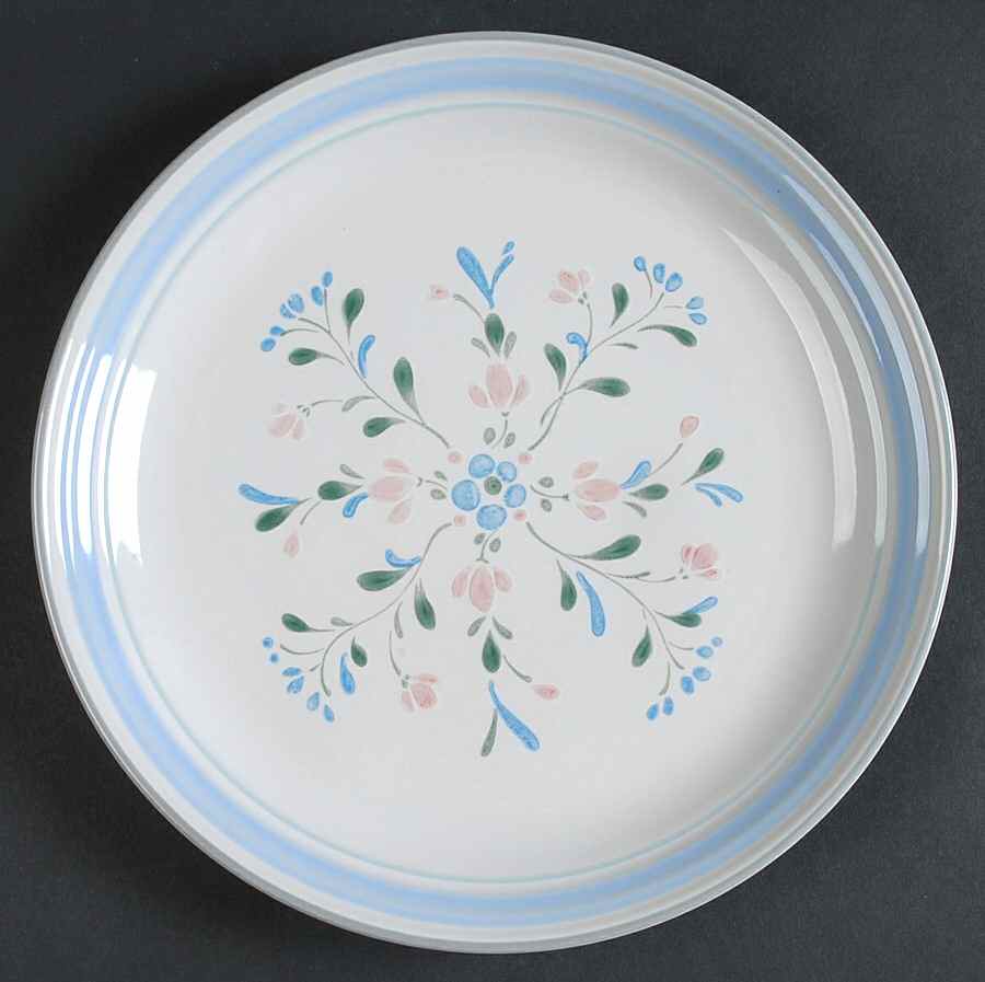 Fascino Dinner Plate by Yamaka-1