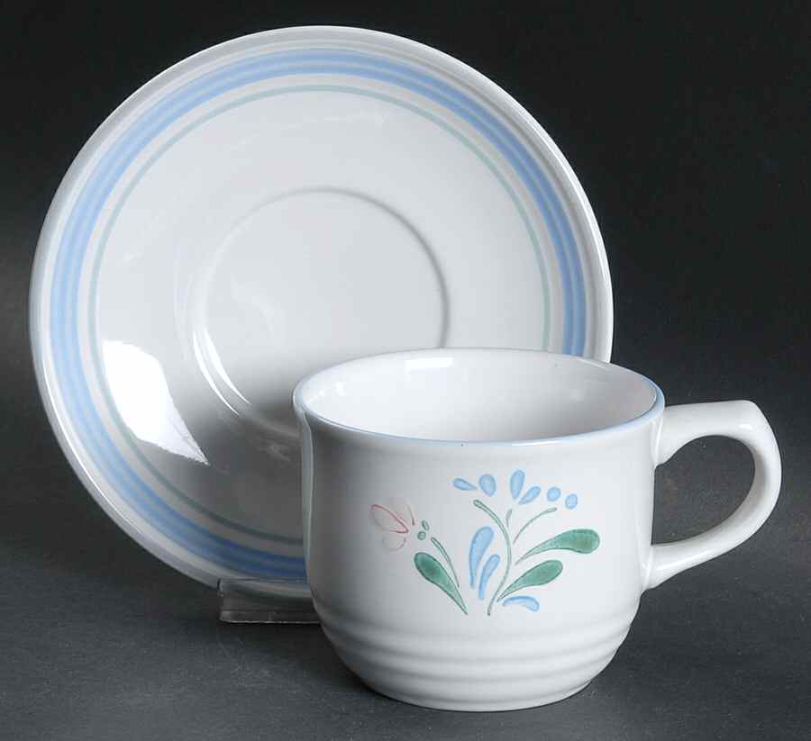 Fascino Flat Cup & Saucer Set by Yamaka-1