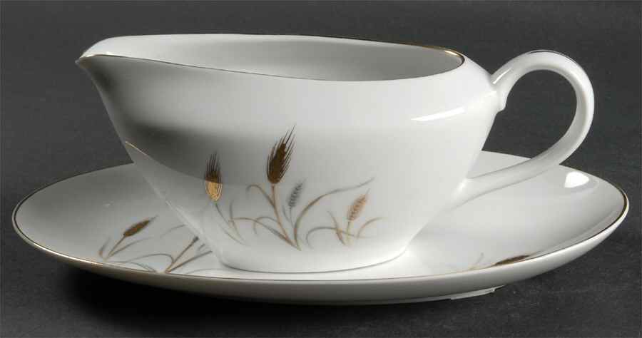 Harvest Queen Gravy Boat & Underplate/Relish by Yamaka-1