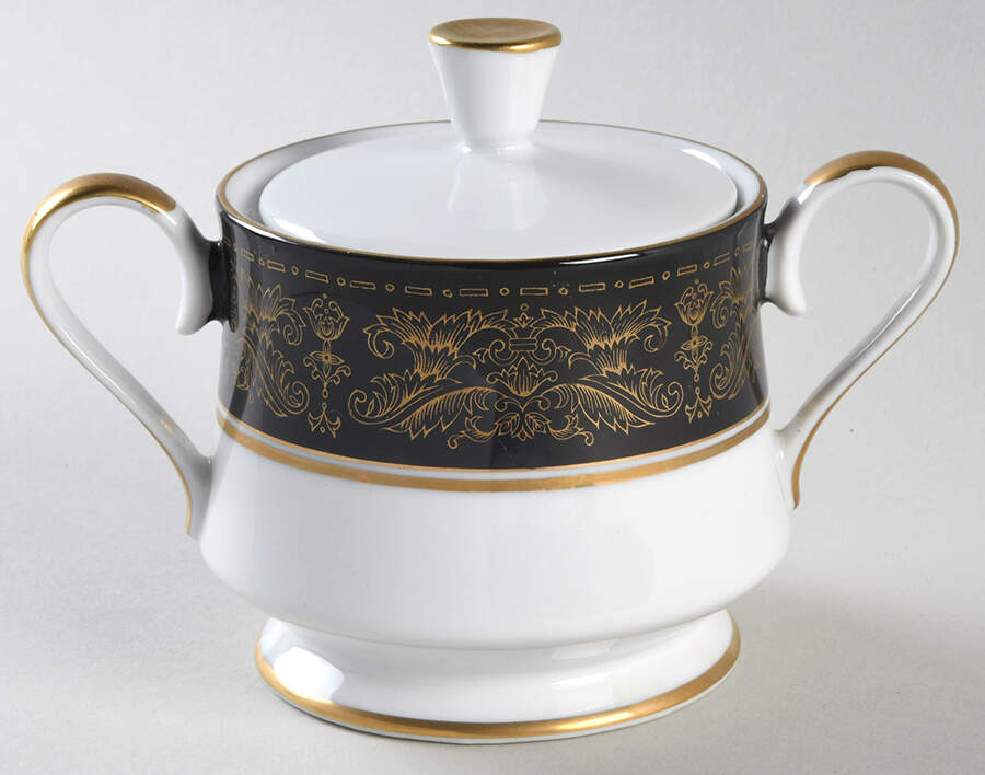 Harwick Sugar Bowl & Lid by Yamaka-1