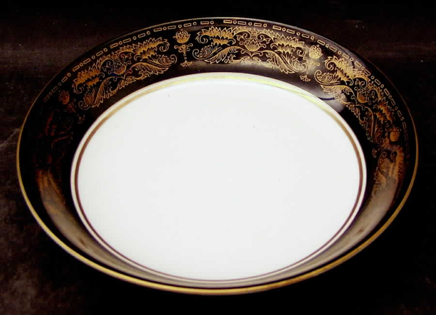 Harwick Coupe Soup Bowl by Yamaka-1