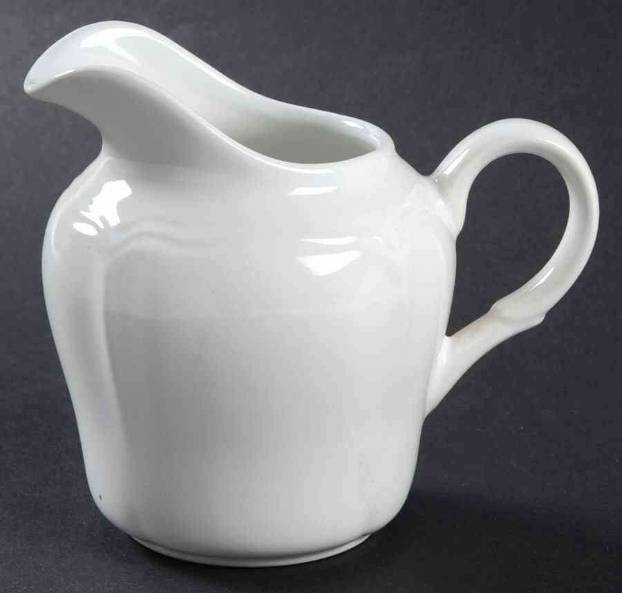 Kentshire Creamer by Yamaka-1