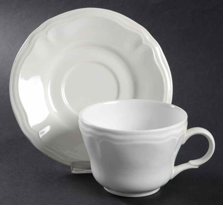 Kentshire Flat Cup & Saucer Set by Yamaka-1