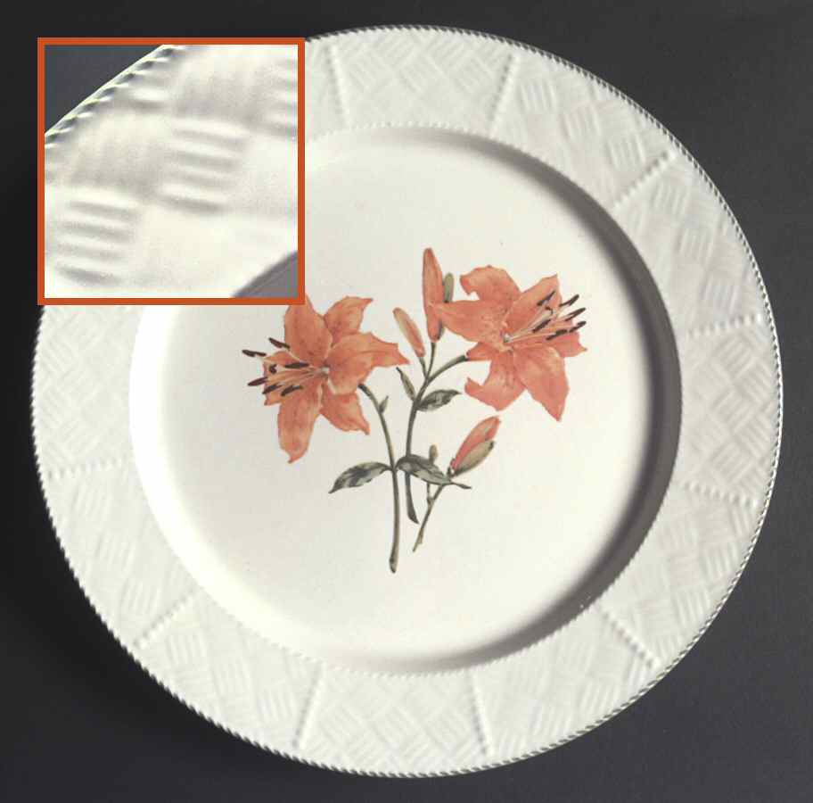 Lilly Dinner Plate by Yamaka-1